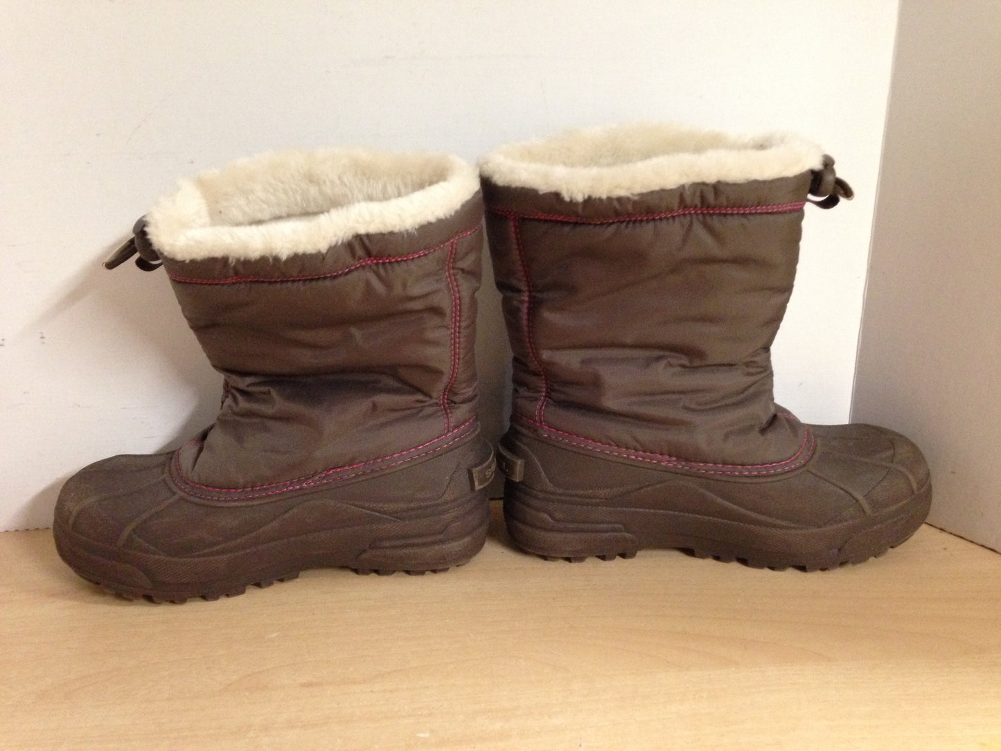 Winter Boots Child Size 4 Sorel Brown Pink Excellent