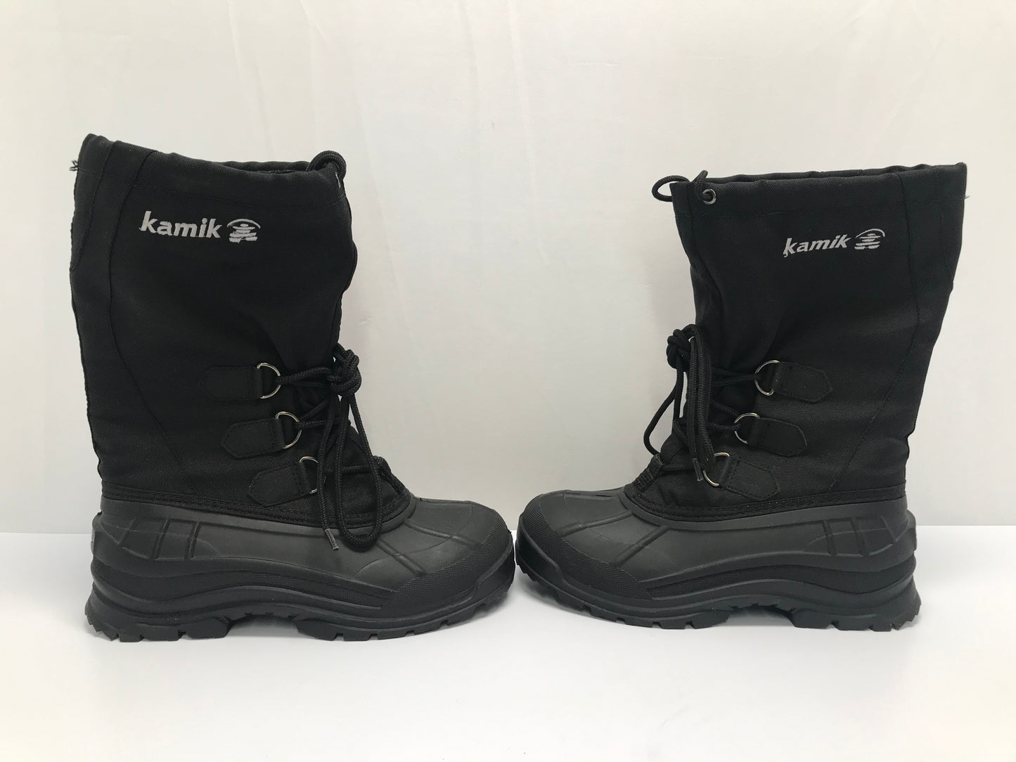 Winter Boots Ladies Size 8 Kamik Black With Liners New Demo Model