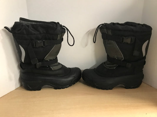 Winter Boots Men's Size 11 Baffin With Liner Black Minor Wear Around Strap