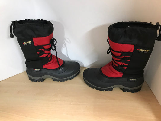 Winter Boots Men's Size 8 Baffin Black With Liner  Outstanding Quality New Demo Model
