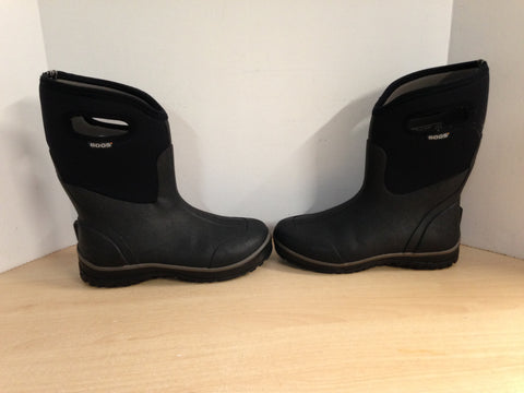 Bogs Winter Boots Men's Size 8 Water and Snow Proof Black Excellent