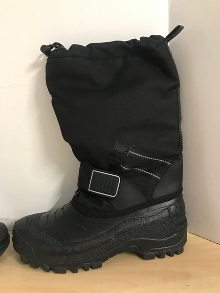 Winter Boots Men's Size 9 Maple Leaf With Liner Black New Demo Model