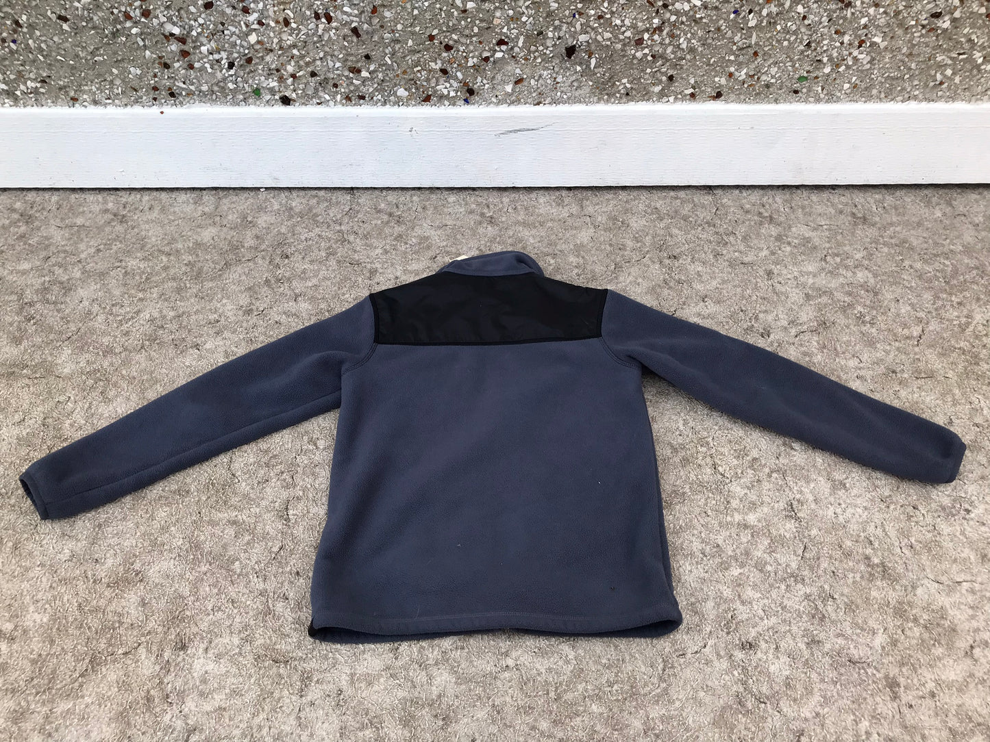 Winter Coat Child Size 8 MEC Fleece Zip Up Jacket Grey Blue As New