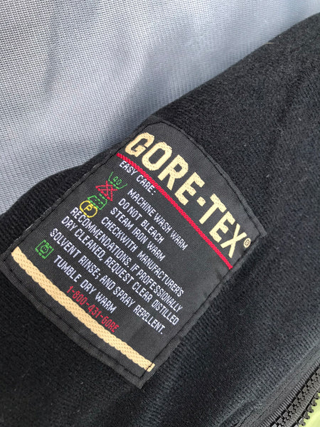 Winter Coat Ladies Size Medium Rain And Snow Gore-Tex Sealed Zippers Zip In Gore-Tex Liner Olive Black