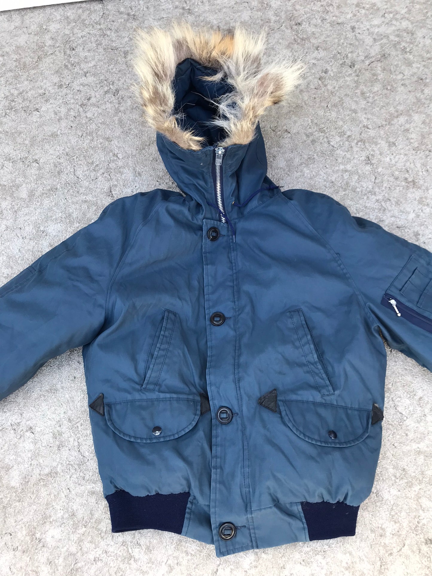 Winter Coat Men's Size Large Canadian Train Squire Goose Filled Fur Trim Vintage 1960's Made In Winnipeg Canada RARE and WARM