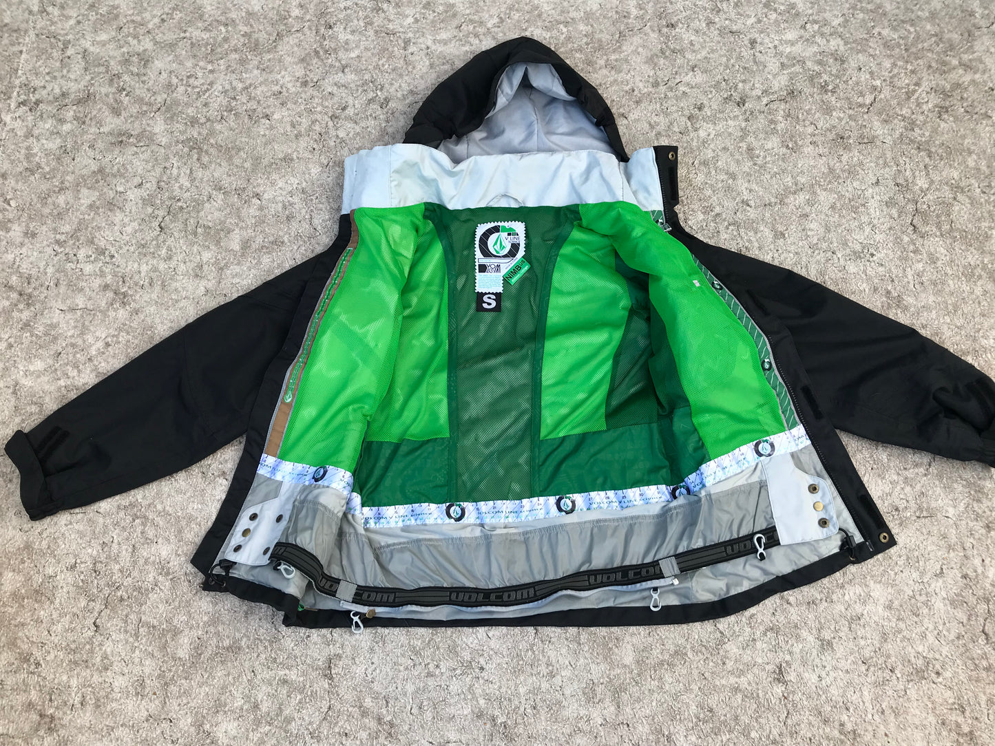 Winter Coat Men's Size Small Volcom With Snow Belt Waterproof Snowboarding Black Lime New Demo Model
