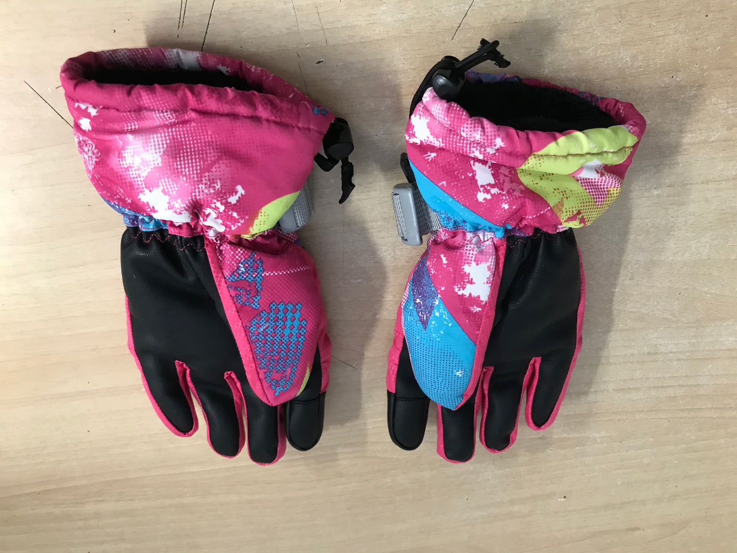 Winter Gloves and Mitts Child Size 12-14 Pink Blue
