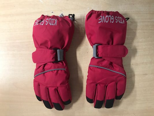 Winter Gloves and Mitts Child Size 4-6 Kids Gloves Red Grey Excellent