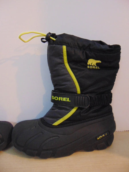 Winter Boots Child Size 4 Sorel With Liner Grey Black Lime As New