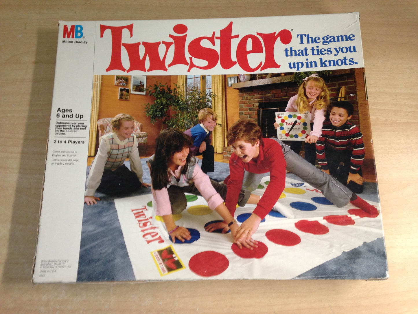 Y Game Twister Vintage Large Size Excellent Condition
