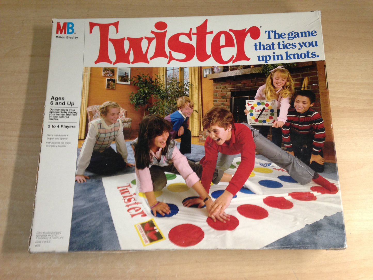 Y Game Twister Vintage Large Size Excellent Condition